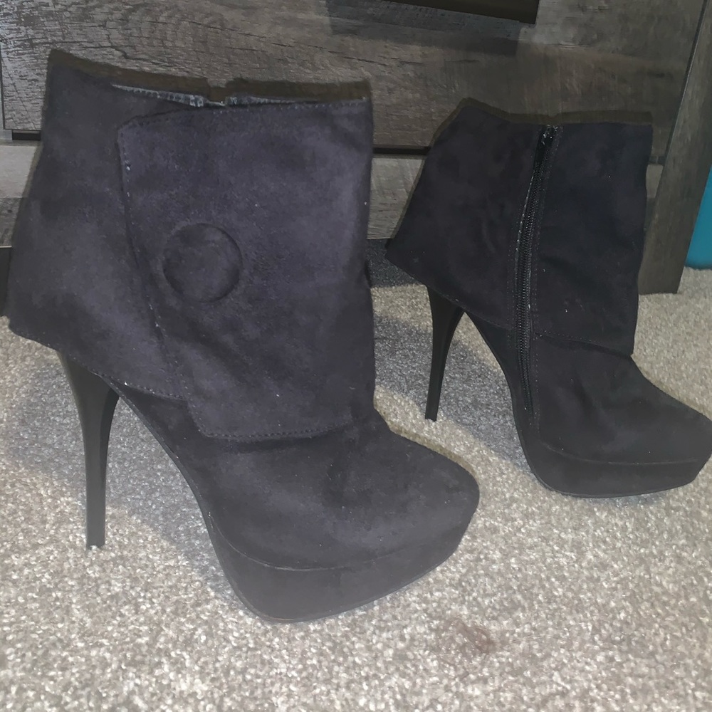 Stiletto boots